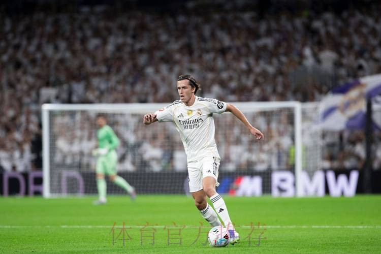 马卡:皇马知道迪亚斯愿回归 想等4月再决定球员未来 马卡:皇马知道迪亚斯愿回归 想等4月再决定球员未来